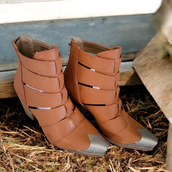Beast Fashion Brown Cutout Ankle Booties W Silver Toe Cap & Stacked Heel Design - Picture 1 of 8